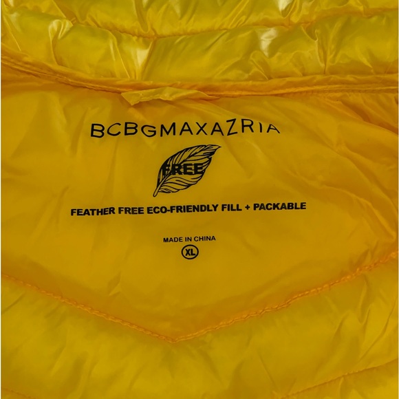BCBGMaxazaria Packable BCBG Yellow Puffer Jacket size XL Like New - Picture 12 of 12